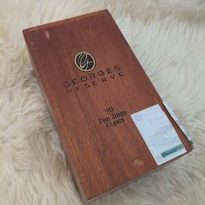 Georges Reserve Churchill Wooden Cigar Box
